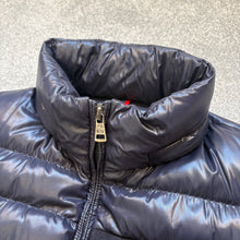 Load image into Gallery viewer, Moncler Mounier Navy Size 5
