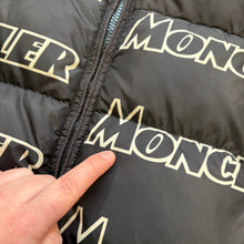Load image into Gallery viewer, Moncler Faiveley Black Size 3
