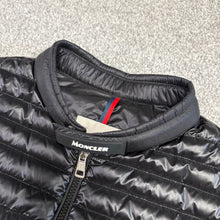 Load image into Gallery viewer, Moncler Gir Gilet Black Size 5
