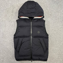 Load image into Gallery viewer, Moncler Luberon Gilet Black Size 1
