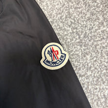 Load image into Gallery viewer, Moncler Grimpeurs Black Size 5
