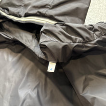 Load image into Gallery viewer, Moncler Jeanclaude Black Size 4
