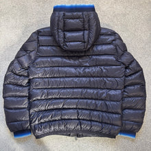Load image into Gallery viewer, Moncler Avrieux Navy Size 4
