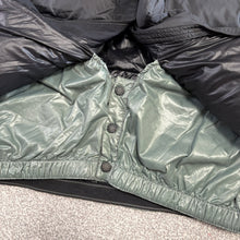 Load image into Gallery viewer, Moncler Grenoble Eggstock Black Size 5
