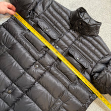 Load image into Gallery viewer, Moncler Forbin Black Size 4
