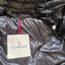 Load image into Gallery viewer, Moncler Brique Navy Size 4
