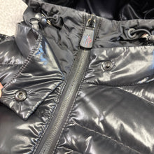 Load image into Gallery viewer, Women’s Moncler Grenoble Bruche Black Size 2
