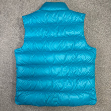 Load image into Gallery viewer, Moncler Tibb Gilet Turquoise Size 5
