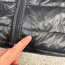 Load image into Gallery viewer, Moncler Gui Gilet Navy Size 1
