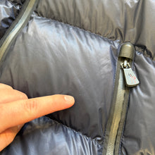 Load image into Gallery viewer, Moncler Grenoble Hintertux Navy Size 4

