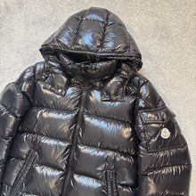 Load image into Gallery viewer, Moncler Maya Black Size 3
