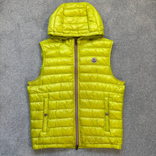Load image into Gallery viewer, Moncler Gien Gilet Yellow Size 3

