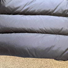 Load image into Gallery viewer, Moncler Byron Navy Size 3
