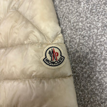 Load image into Gallery viewer, Moncler Eliot Cream Size 3
