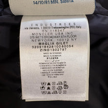 Load image into Gallery viewer, Moncler Maglia Gilet Grey Size Small
