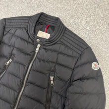 Load image into Gallery viewer, Moncler Amiot Black Size 2
