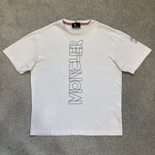 Load image into Gallery viewer, Moncler Grenoble T-Shirt White Size Small
