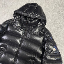 Load image into Gallery viewer, Moncler Maya Black Size 7
