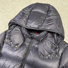 Load image into Gallery viewer, Moncler Willm Navy Size 3
