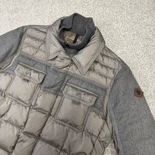 Load image into Gallery viewer, Moncler Blais Grey Size 3

