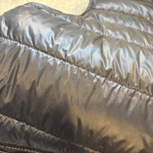 Load image into Gallery viewer, Moncler Gui Gilet Navy Size 5
