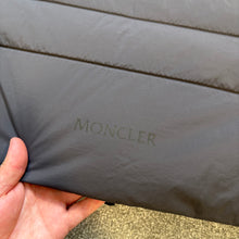Load image into Gallery viewer, Moncler Gordes Gilet Grey Size 4
