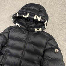Load image into Gallery viewer, Moncler Salzman Black Size 3
