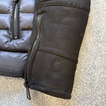 Load image into Gallery viewer, Moncler Mongioie Black Size 2
