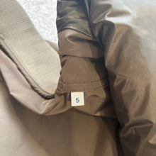 Load image into Gallery viewer, Moncler Ariege Khaki Size 5
