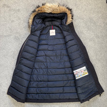 Load image into Gallery viewer, Women’s Moncler Dimitra Navy Size 1
