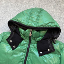 Load image into Gallery viewer, Women’s Moncler Badia Green Size 3
