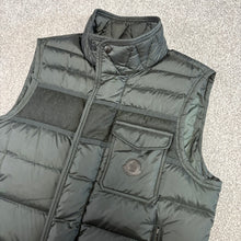 Load image into Gallery viewer, Moncler Athos Gilet Dark Green Size 3

