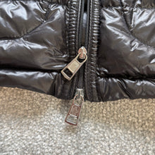 Load image into Gallery viewer, Moncler Acorus Black Size 3
