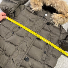 Load image into Gallery viewer, Women’s Moncler Genevrier Khaki Size 4
