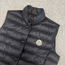 Load image into Gallery viewer, Women’s Moncler Liane Gilet Black Size 0

