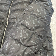 Load image into Gallery viewer, Moncler Pouctal Reversible Jacket Khaki/Black Size 3
