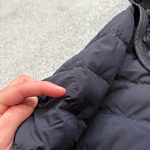 Load image into Gallery viewer, Moncler Delion Navy Size 3
