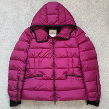Load image into Gallery viewer, Women’s Moncler Betula Purple Size 4
