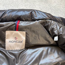 Load image into Gallery viewer, Moncler Tib Gilet Black Size 4
