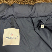 Load image into Gallery viewer, Moncler Augert Navy Size 4
