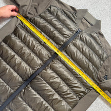 Load image into Gallery viewer, Moncler Ariege Khaki Size 5
