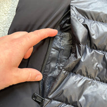 Load image into Gallery viewer, Moncler Hers Navy Size 3
