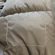 Load image into Gallery viewer, Moncler Aurelien Black Size 6
