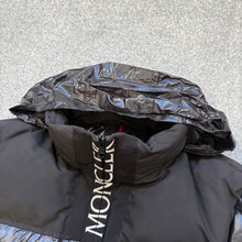 Load image into Gallery viewer, Moncler Bruel Black Size 3
