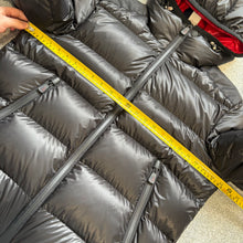 Load image into Gallery viewer, Moncler Grenoble Hintertux Black Size 2
