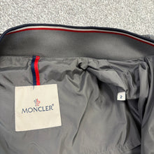 Load image into Gallery viewer, Moncler Miroir Grey Windbreaker Size 2
