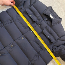 Load image into Gallery viewer, Moncler Gaudenier Dark Navy Size 5
