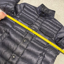 Load image into Gallery viewer, Moncler Forbin Navy Size 5

