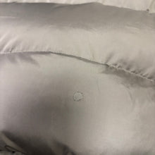 Load image into Gallery viewer, Moncler Dupres Gilet Grey Size 7
