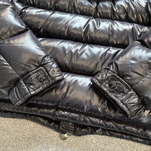 Load image into Gallery viewer, Moncler Maya Fur Black Size 2
